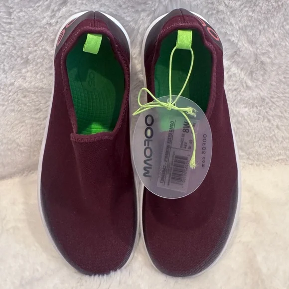 OOFOS Women's Burgundy eeZee Slip-Ons - Picture 4 of 7